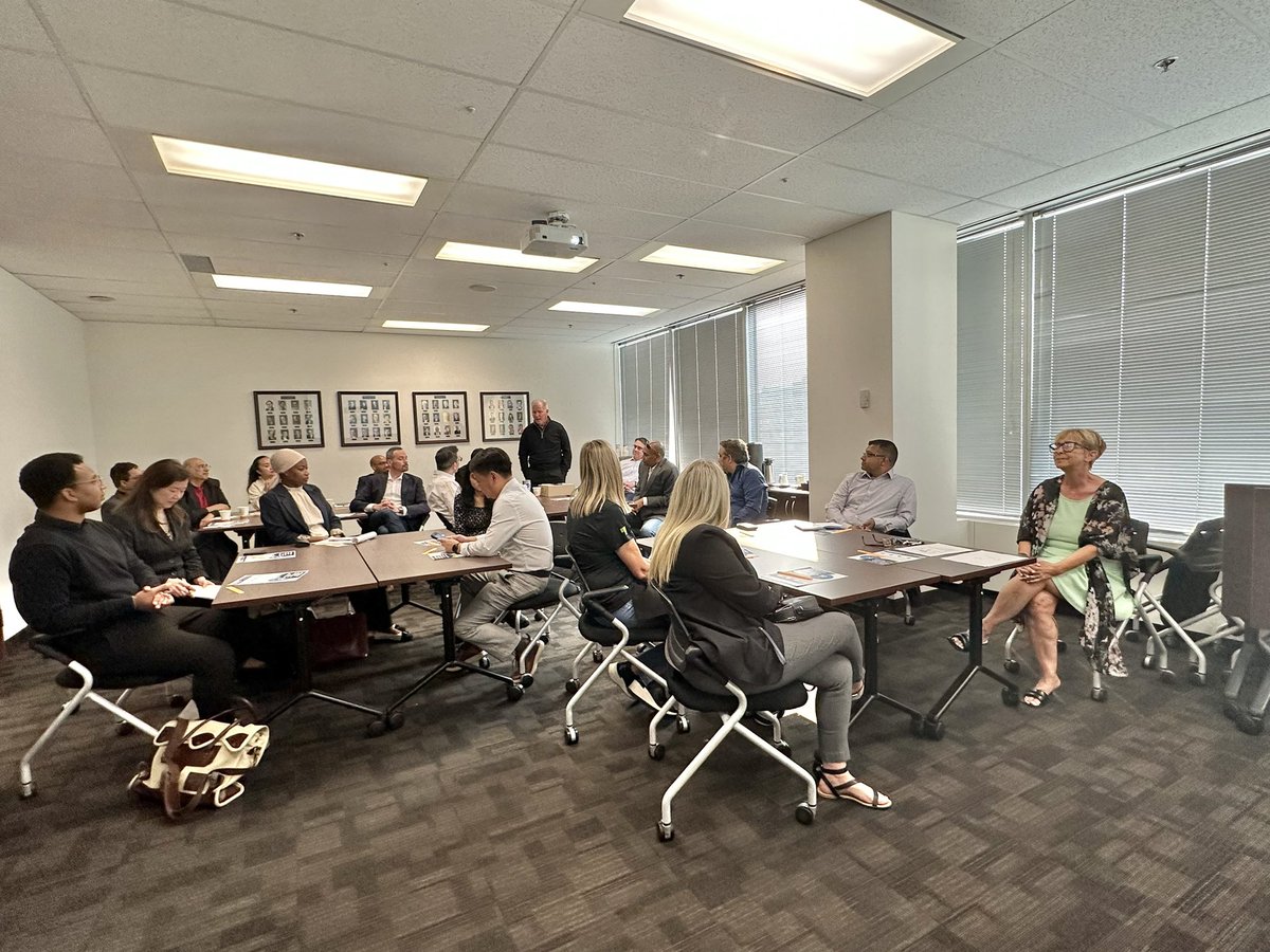 Solange B tweet media