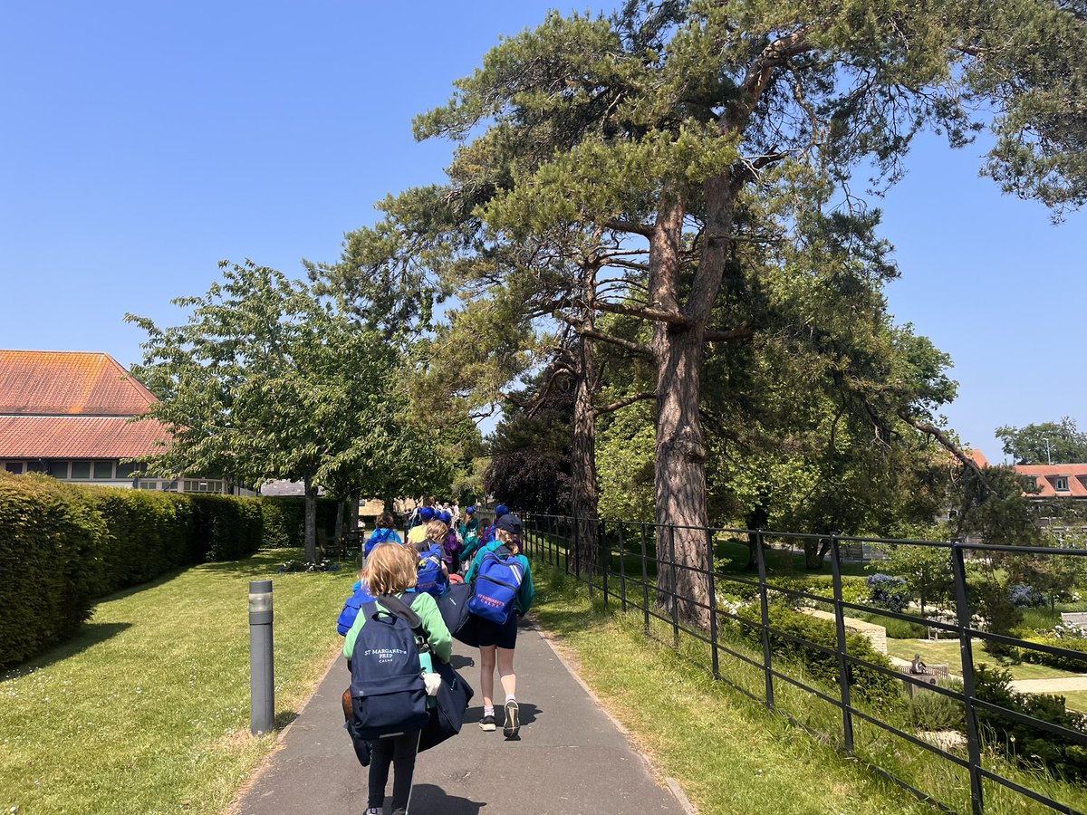 StMargs_Year4's tweet photo. …and just like that we are home again! What a truly memorable experience we have all had @StMargaretsPrep. Tired but happy children are looking forward to seeing you all soon! #StMargsCommunity https://t.co/082LWbmdUg