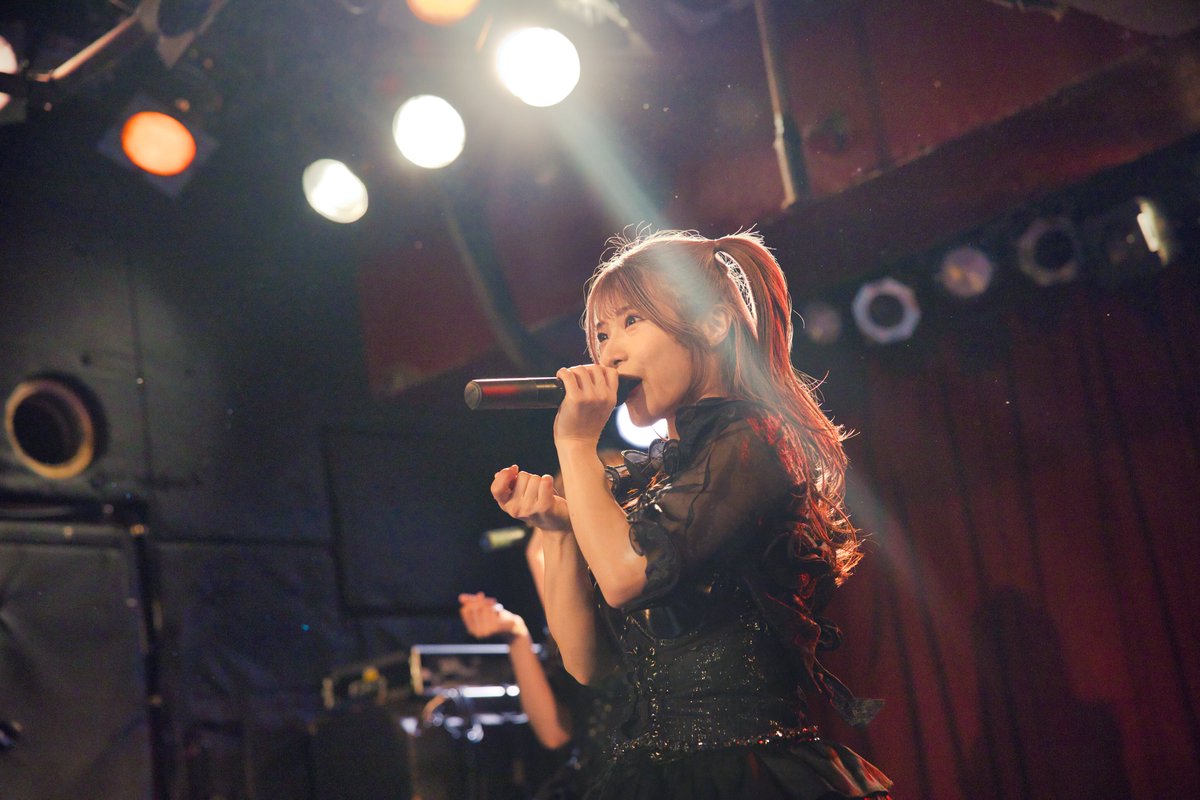 tw_kenken57's tweet photo. 20230430 パピ♡ライブ
CHELSEA HOTEL
\\ パピロジェ// ブルー担当
Shionちゃん
@rosier_shion
#Shion #しおん
#papirosier #パピロジェ
#福岡 https://t.co/ZxtP4QzDWS