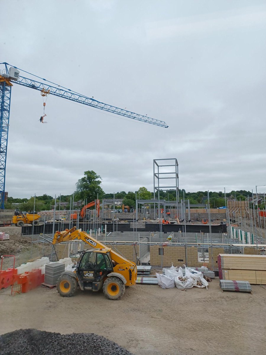 This morning we had the monthly site meeting for Dovestone Gardens. Brickwork has started, and here you can see the Plant Room and Bistro kitchen area starting to take shape. 
Find out more here 👇
calicohomes.org.uk/dovestone-gard…

<a href="/ringstoneslancs/">Ring Stones</a> <a href="/BrockCarmichael/">Brock Carmichael Architects</a> <a href="/IdentityConsult/">Identity Consult</a>