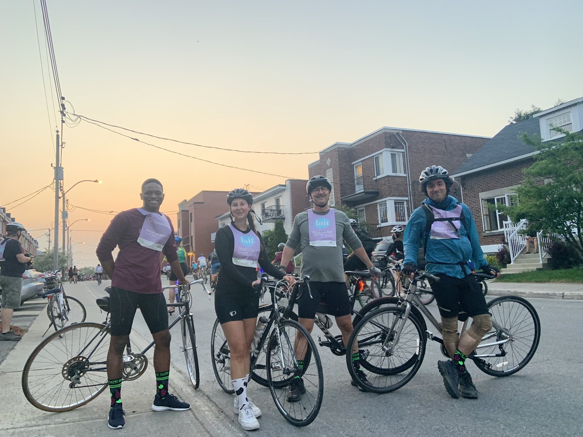 Créatifs de jour, cyclistes de nuit. Un autre défi accompli par Bite Size. 🤘

Whether at the office or on wheels, #TeamBiteSize always goes the distance! 🤘

#Tourdelile #TourdeNuit #Montreal #BikeLife