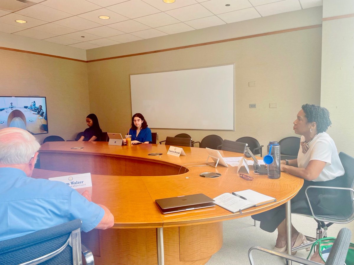 LtGovStratton's tweet image. The Governor’s Rural Affairs Council #GRAC met yesterday in both Charleston + Chicago! Once again, the wisdom is in the room. We’re tapping into that wisdom to address food insecurity, access to healthcare, affordable housing + improve the quality of life in rural communities.