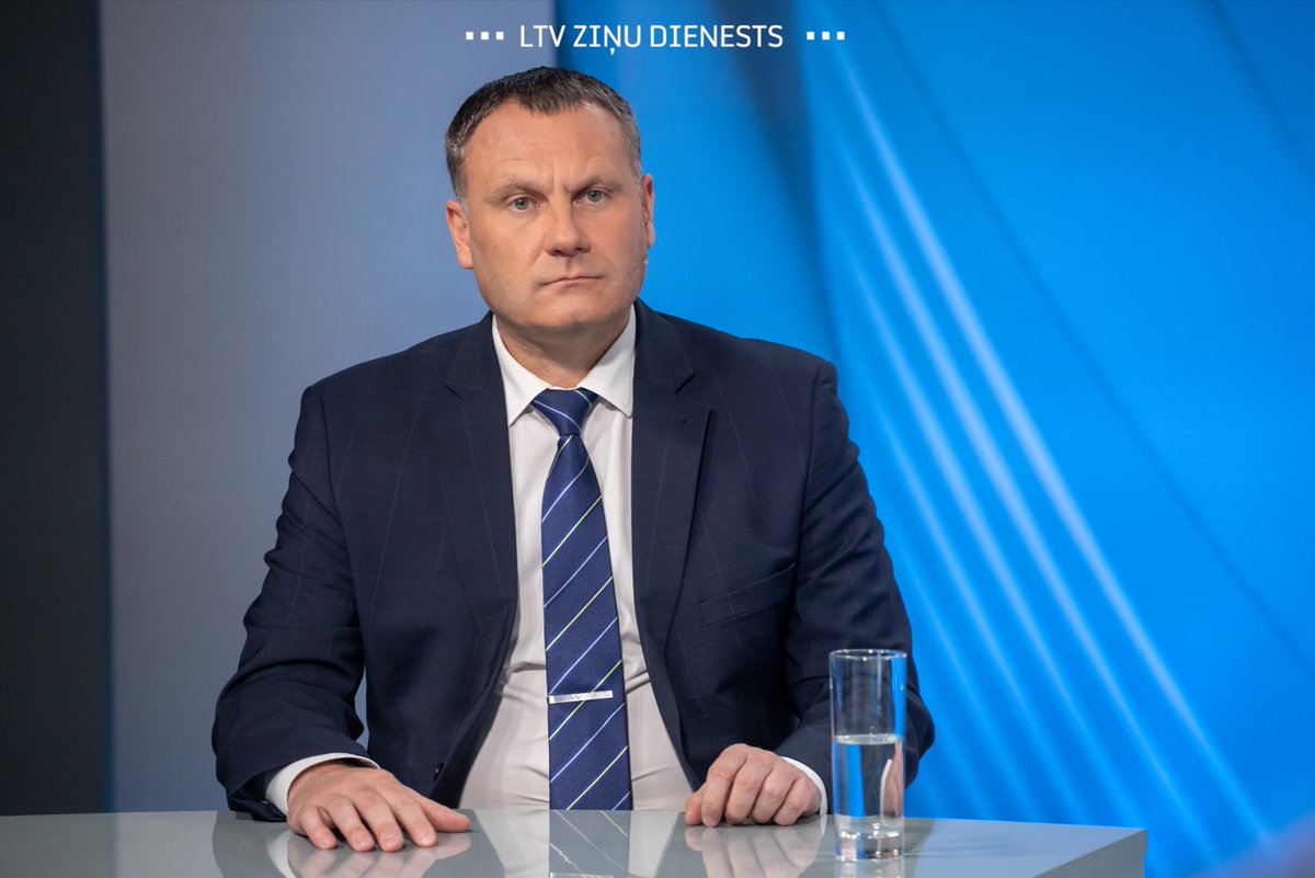 ltvzinas's tweet photo. Jēkabpils novadā nogalinātās sievietes advokāte nebija izsmēlusi visas savas iespējas, lai palīdzētu savai klientei, tostarp nebija vērsusies pie ģenerālprokurora, intervijā žurnālam "Ieva" atzinis ģenerālprokurors Juris Stukāns. https://t.co/Wx2bn0JoWQ