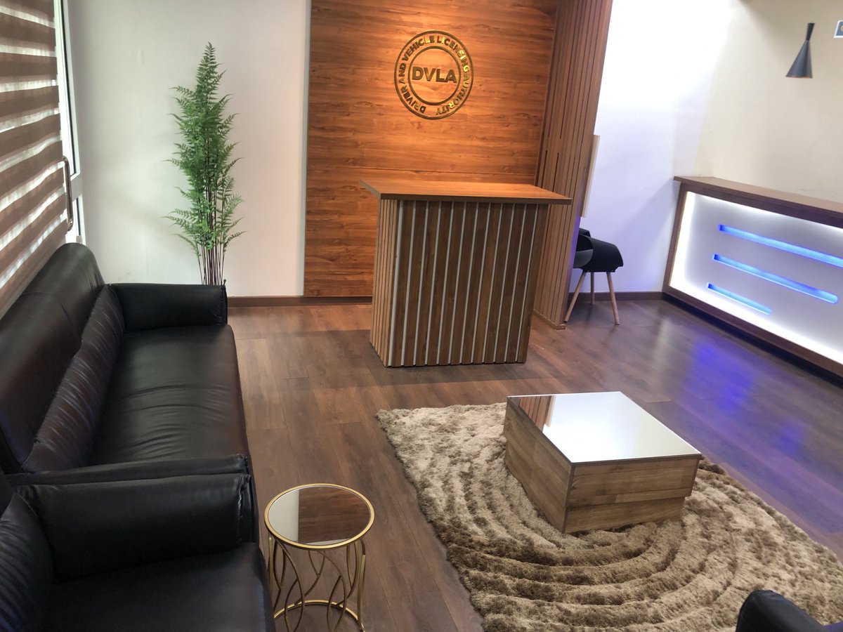 Ok, Ghana has done it again! I am shocked and pleasantly surprised. My wife told me about this Prestige DVLA service and I am quite impressed after finally using it for my license. They are making a fortune from providing excellent service in a government agency. Top notch 👌🏿👌🏿