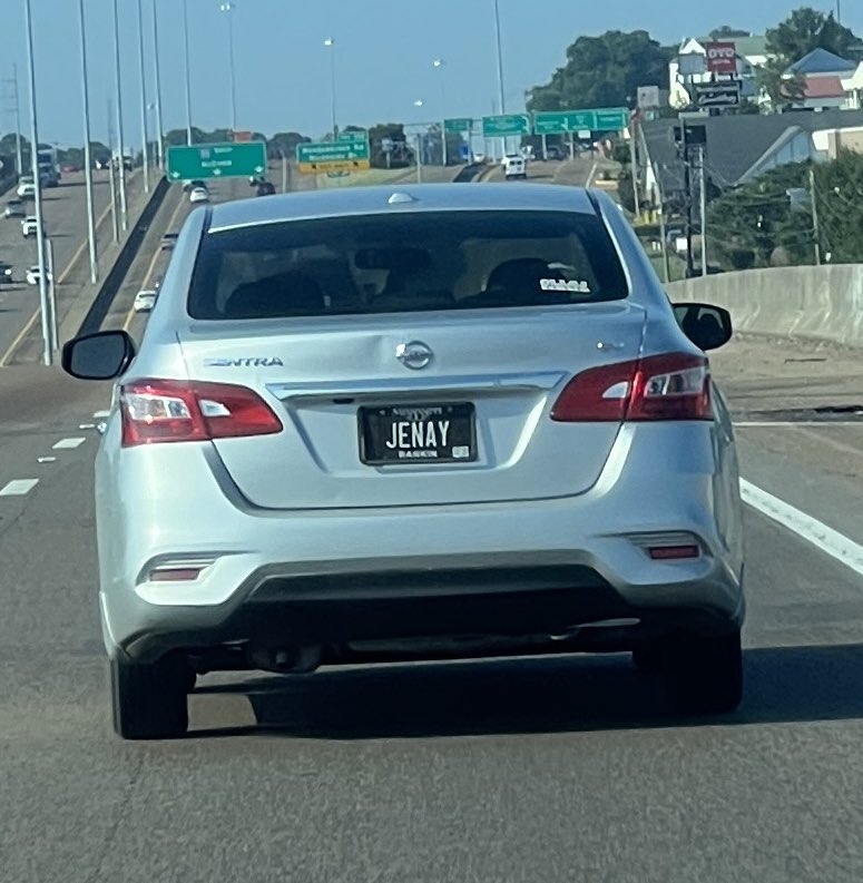 JacksonPlates's tweet photo. Out there looking for Forrest. #jackson #mississippi #jacksonplates https://t.co/93uvLoChiI