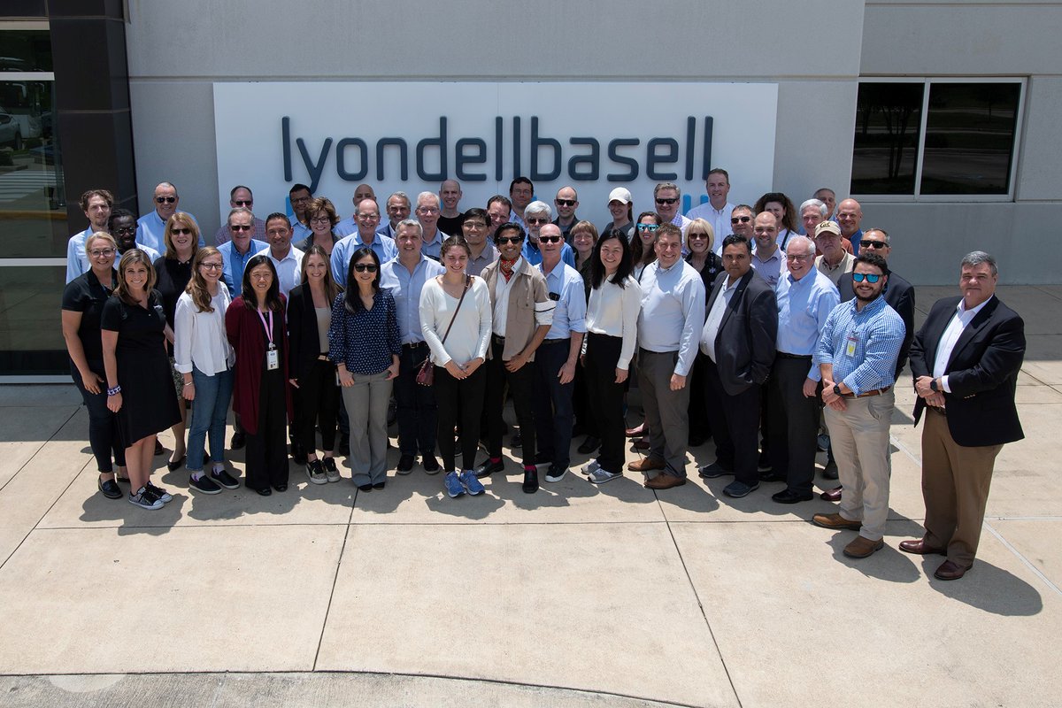 The ARPA-E team toured @LyondellBasell’s Channelview Complex and Houston Technology Center as part of a discussion of what it takes to scale energy technologies.

#ARPAEontheRoad
