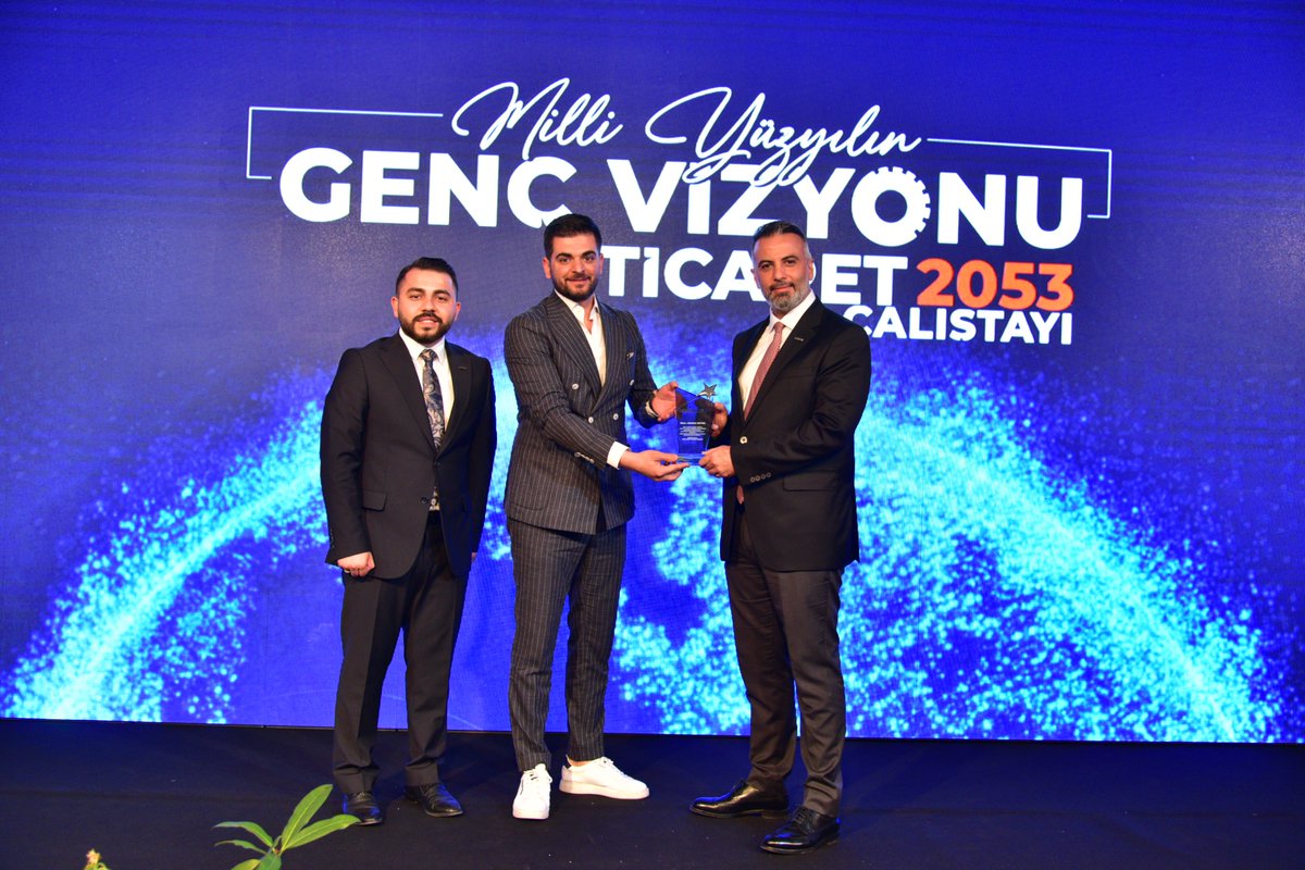 gencaskonerz's tweet photo. #MilliYüzyılınGençVizyonu teması ile 2-4 Haziran'da Ankara Kızılcahamam’da gerçekleşen ''Genç ASKON Çalıştayı''na değerli katkılarından dolayı ASKON Genel Başkanımız @orhanaydin'a ve Genç ASKON Genel Başkanımız @abdullahutr'a teşekkür ederiz. https://t.co/EQkWyejcnB