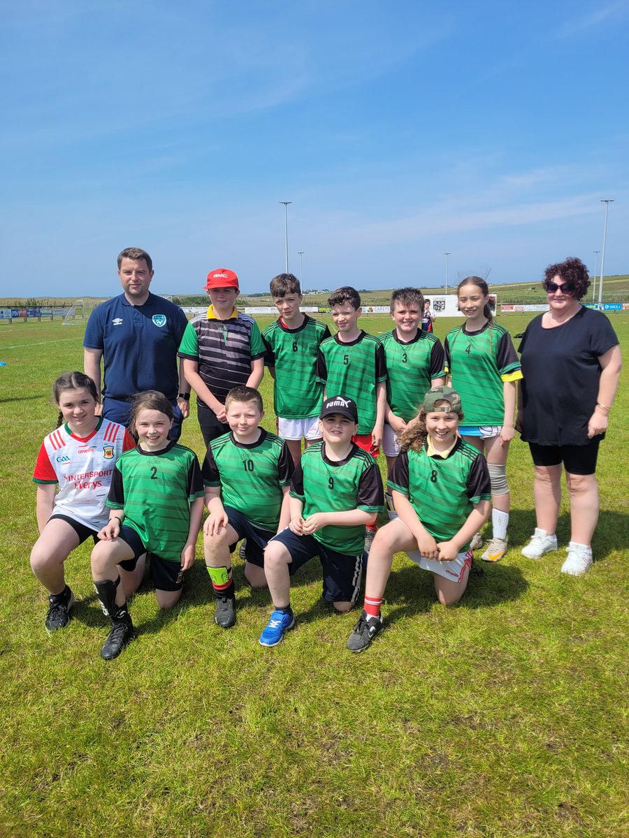 BarnatraSchool's tweet photo. Thank you to all at Erris United for a great day out today! https://t.co/8jHsNehcg1