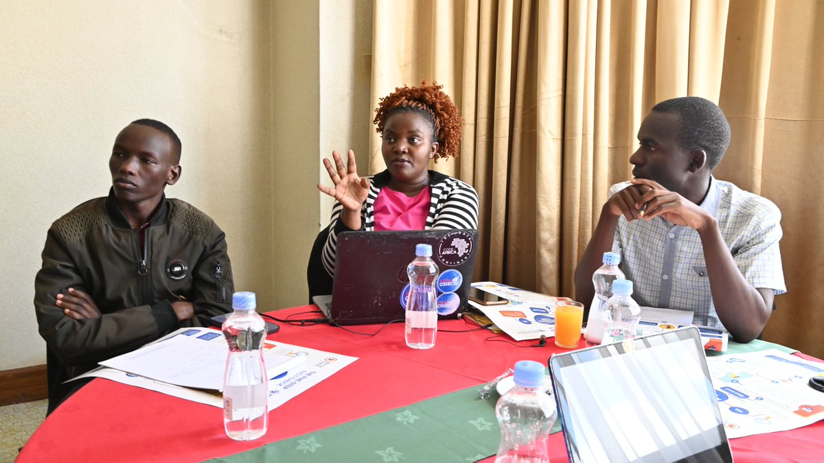 TIKenya's tweet image. @TIKenya through the #MediaTechHub project is partnering with @AfricaCheck to hold a 2-day capacity building training on fact checking journalism. Day 1 has been focusing on the 5 step fact check process that enables journalists to verify info using publicly available sources