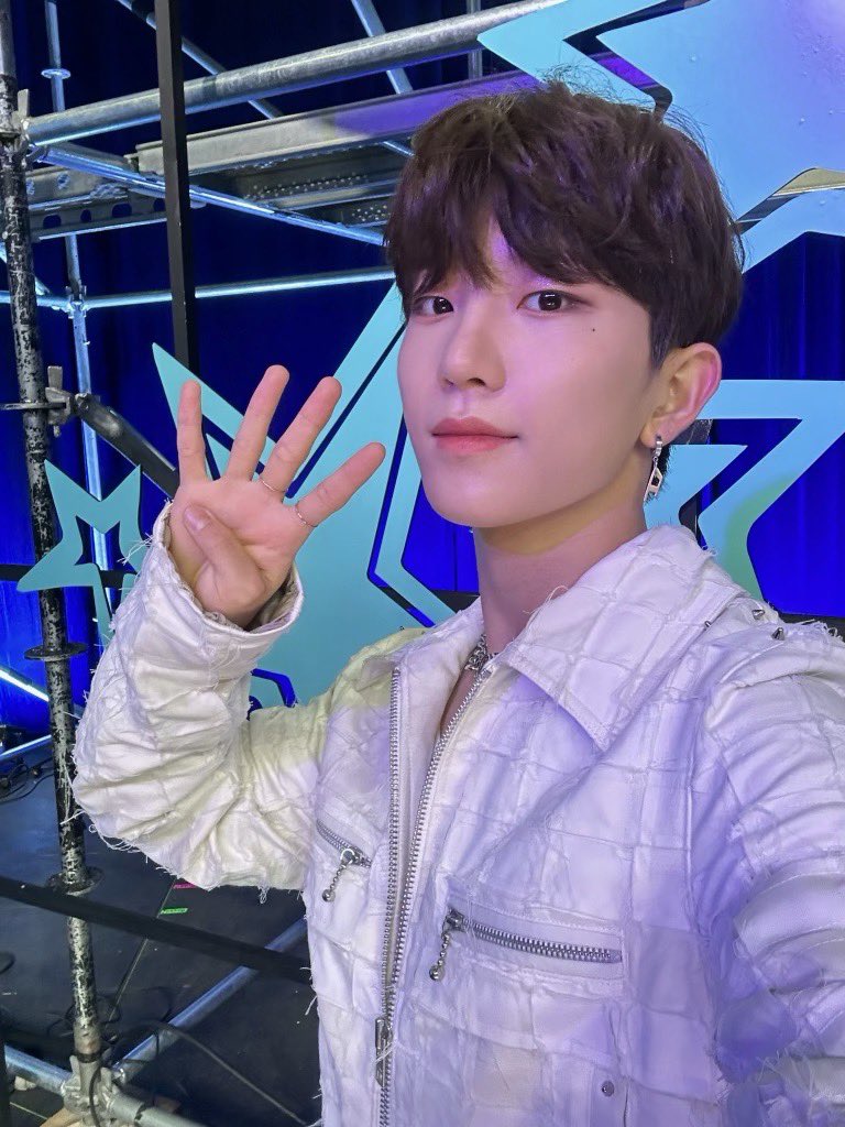 TNX_twt's tweet photo. 땡스 사랑한다❤️
Kick It 4 Now 가 보 자 고🔥❤️

#오성준 #SUNGJUN https://t.co/y5DqHddEQw