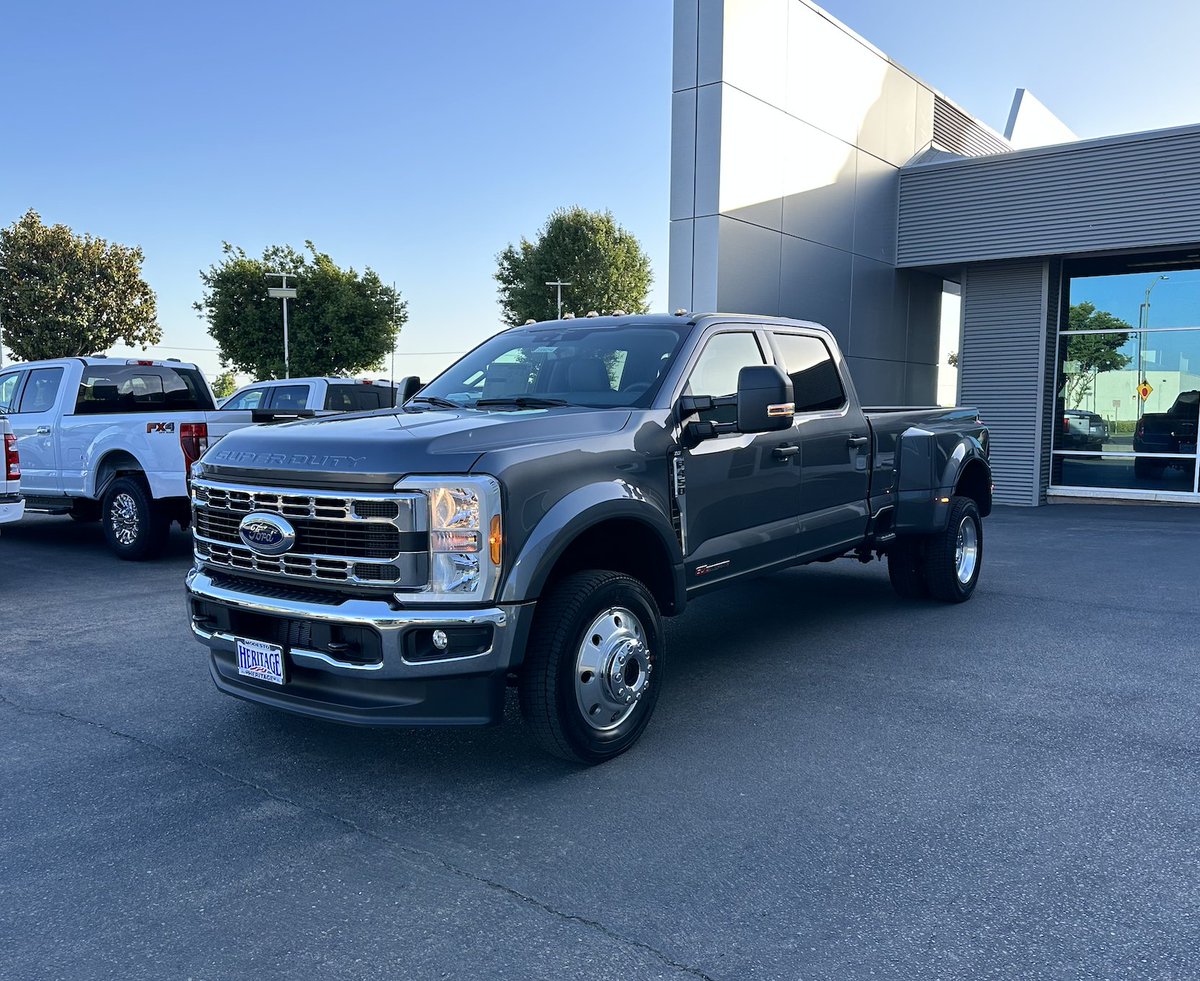 heritagefordmod's tweet photo. Unlock supreme power with the Ford F450 at Heritage Ford Modesto! 💪🚀 

Johnson's got the keys to this titan on wheels. Ready for a heavy-duty adventure? #FordF450 #HeritageFord 🚚🌟 https://t.co/std6zENjSX