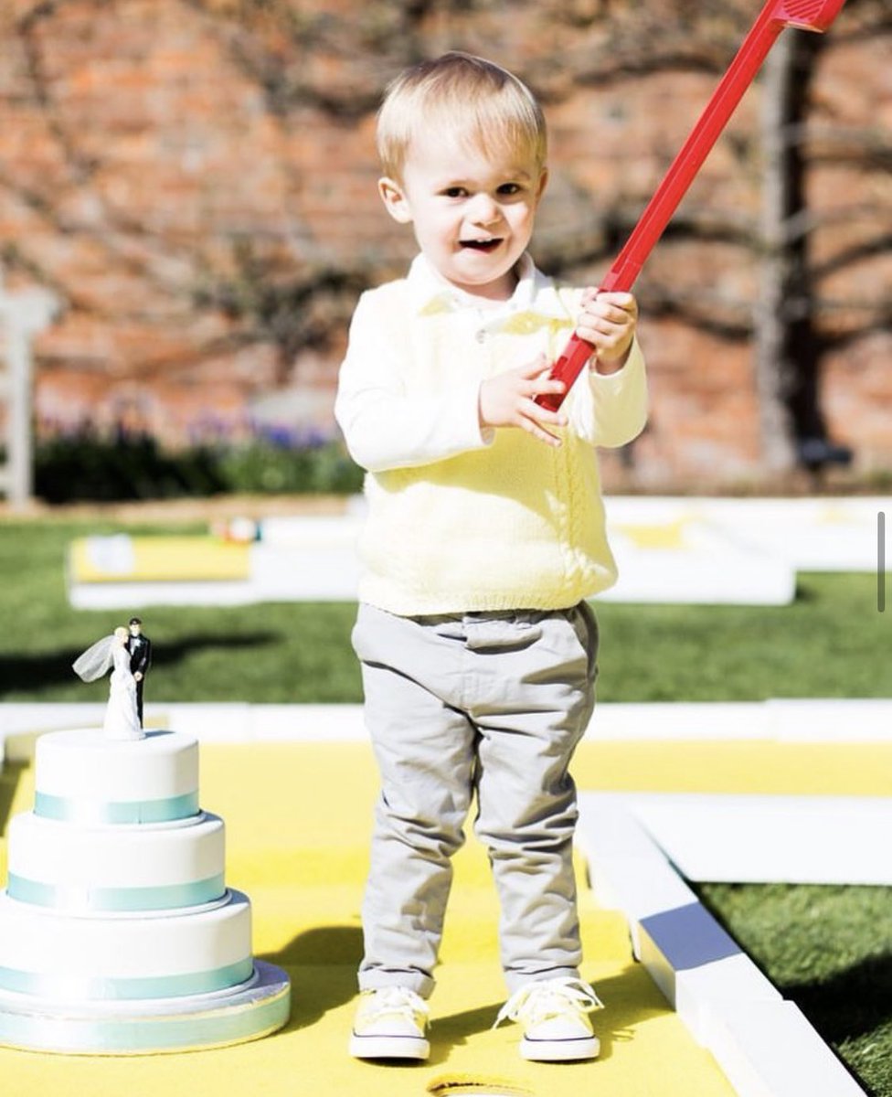 Cake and minigolf? What more could you want! 🎂⛳️

#cake #minigolf #snacks #golfstagram #minigolfswing #minigolffun #yummy #miniaturegolf #wedding #event #eventplanning #weddingplanning #weddingideas #weddinginspiration #eventideas #crazygolf #adventuregolf #familyfun