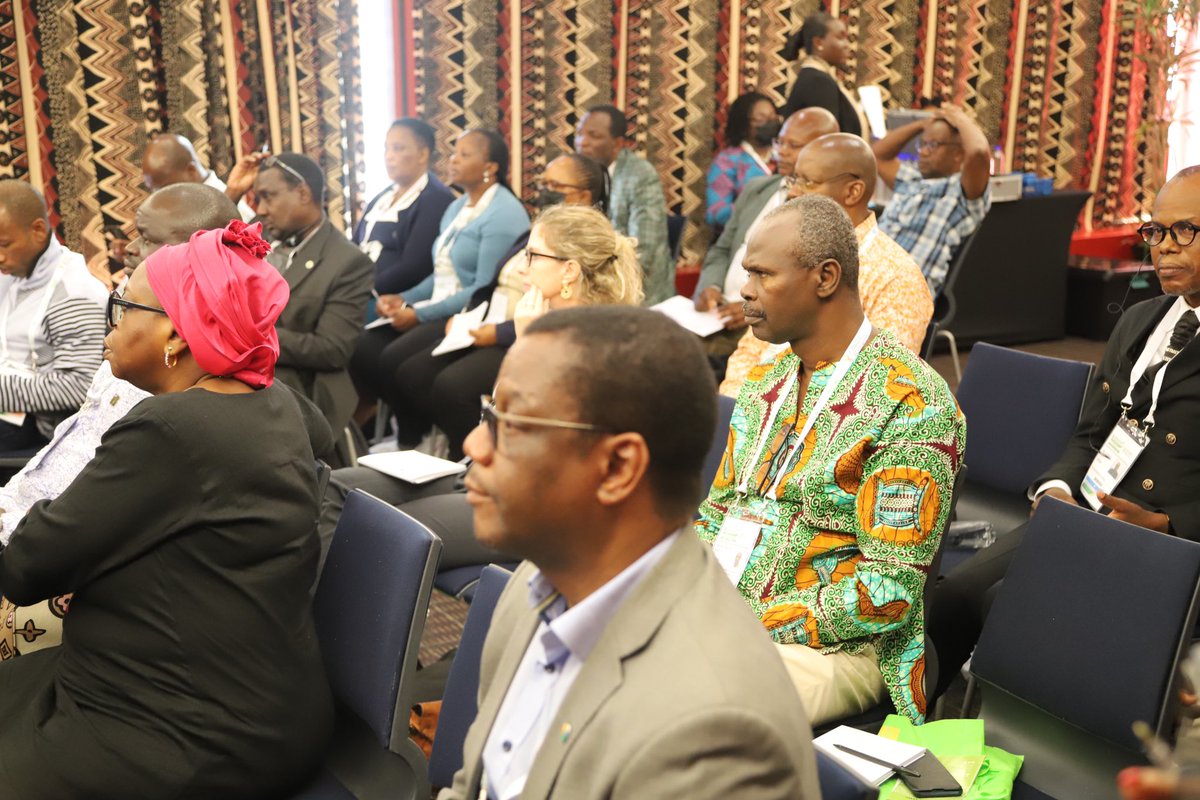 ASARECA's tweet photo. Policy dialogue on improving the implementation of existing trade policies to support cross border trade in Africa.  The policy dialogue will reflect on findings of a cross - country assessment of trade policies. #AASW8 @ccardesa_sadc @FARAinfo , @afaasinfo, @CORAFNews, @FARAinf https://t.co/2omkAy94k3