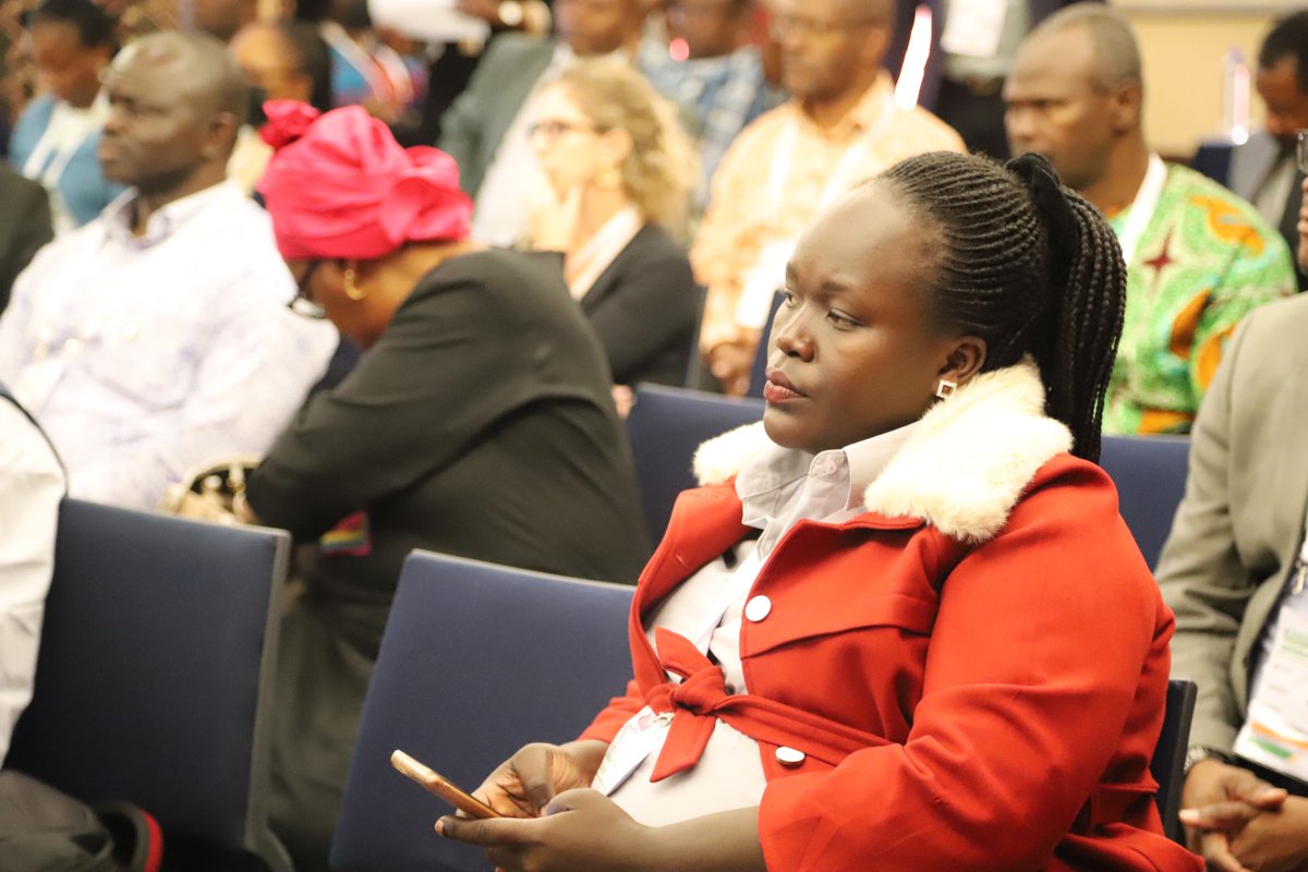 ASARECA's tweet photo. Policy dialogue on improving the implementation of existing trade policies to support cross border trade in Africa.  The policy dialogue will reflect on findings of a cross - country assessment of trade policies. #AASW8 @ccardesa_sadc @FARAinfo , @afaasinfo, @CORAFNews, @FARAinf https://t.co/2omkAy94k3