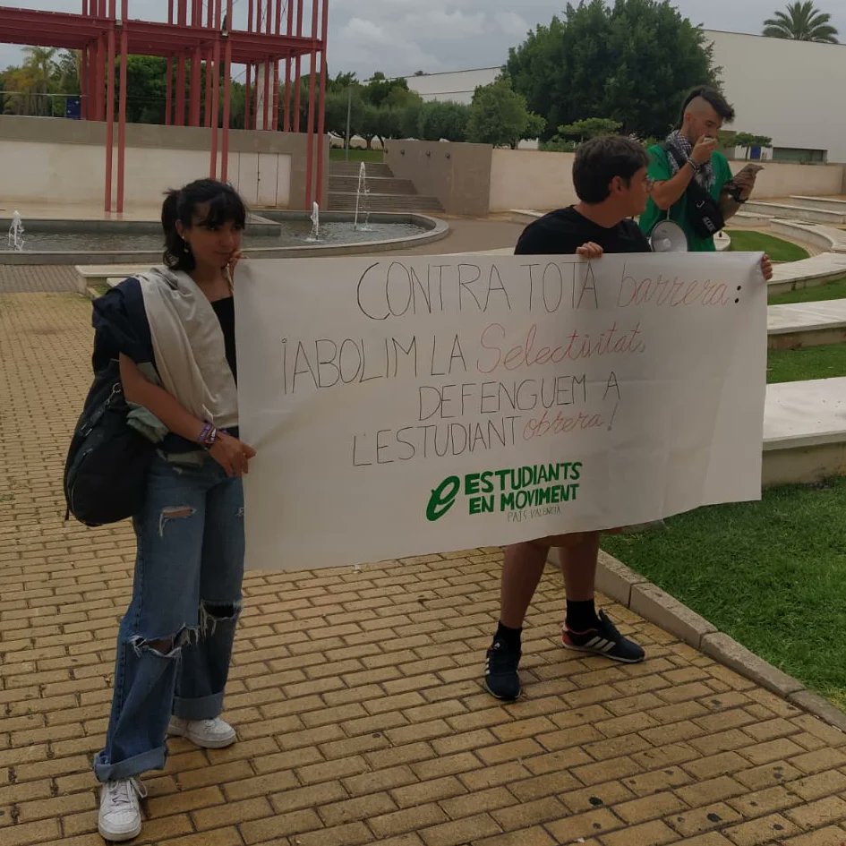 Estudiants en Moviment Alacant tweet media