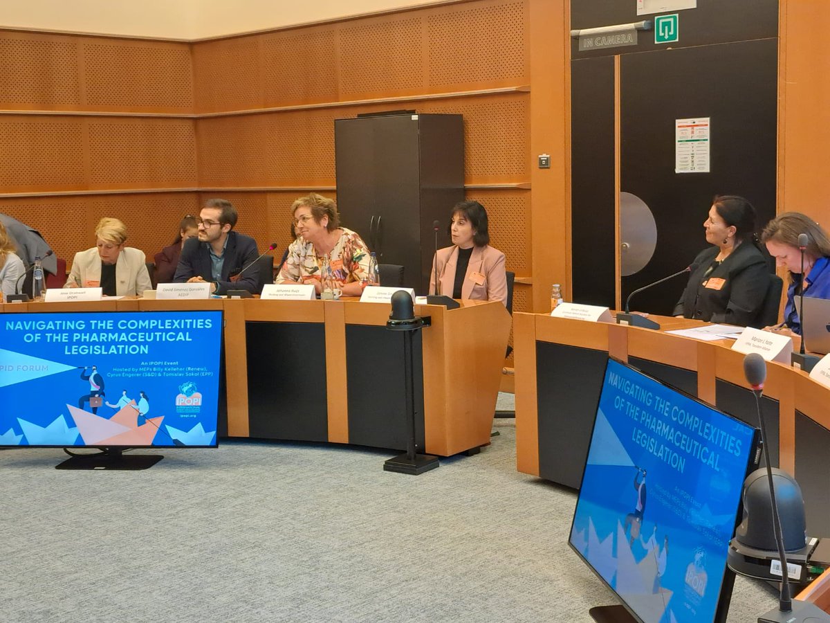 ipopi_info's tweet photo. David, Jose and Kersti from our national patient organisations in Spain, the Netherlands and Estonia, have just shared their experiences and expectations on the #pharmalegislation. 

#PIDForum
@aedip_ASL
@StvAfweer https://t.co/Z3NRX9Wdbw