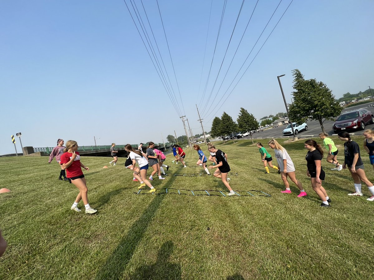 Back at the #hill. Go Tigers Ladies Soccer! 🐅⚽️ <a href="/Huron_Supt/">James J. Tatman, Ed.D.</a>  I know you love the hill!!