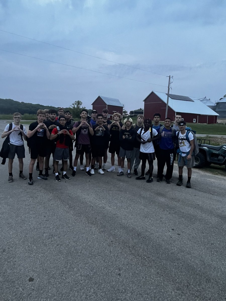 tomgudella's tweet photo. Ruck Complete #WarriorWeekend4 #RTFU 🌕 https://t.co/X6J0xuXf7E