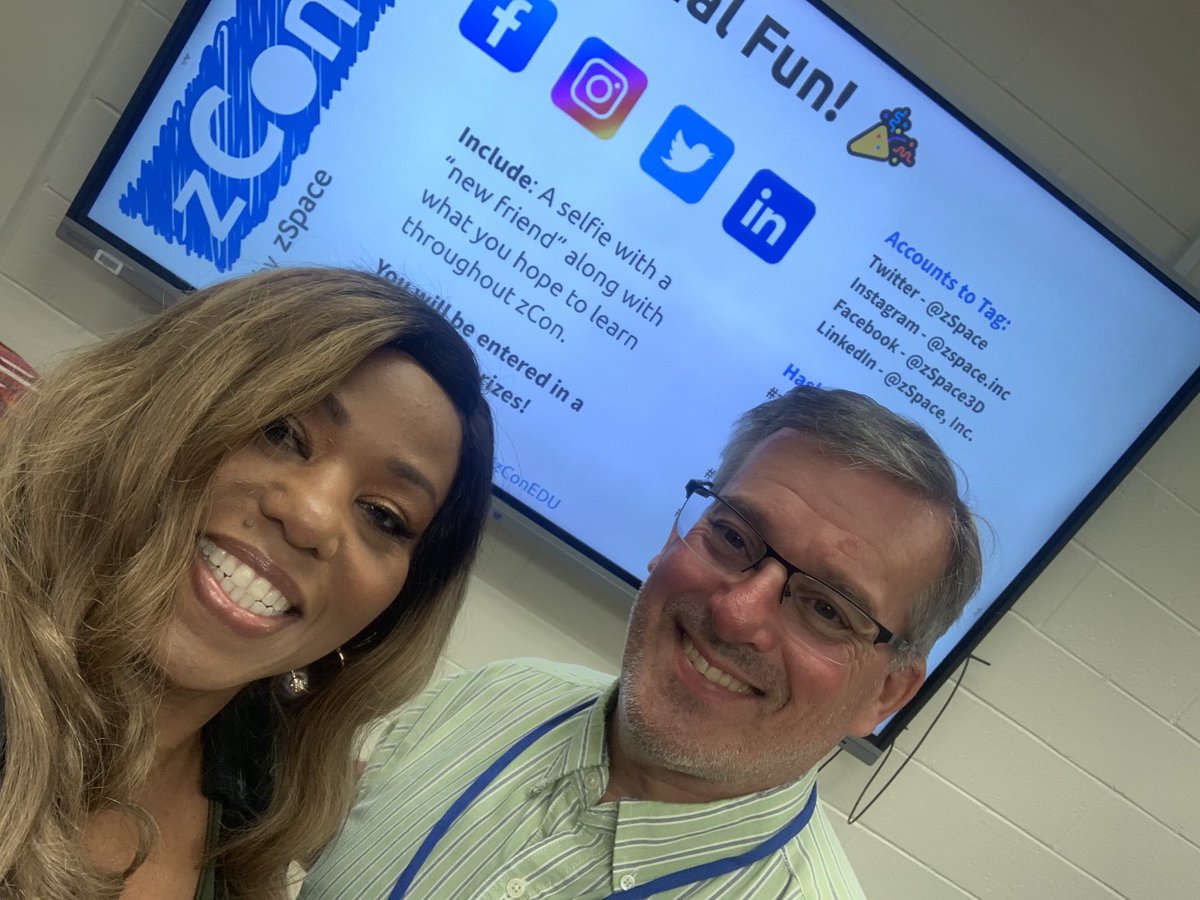 K12PhD's tweet image. @zspace #PontiacSchoolDistrict is represented at zCon in Atlanta!