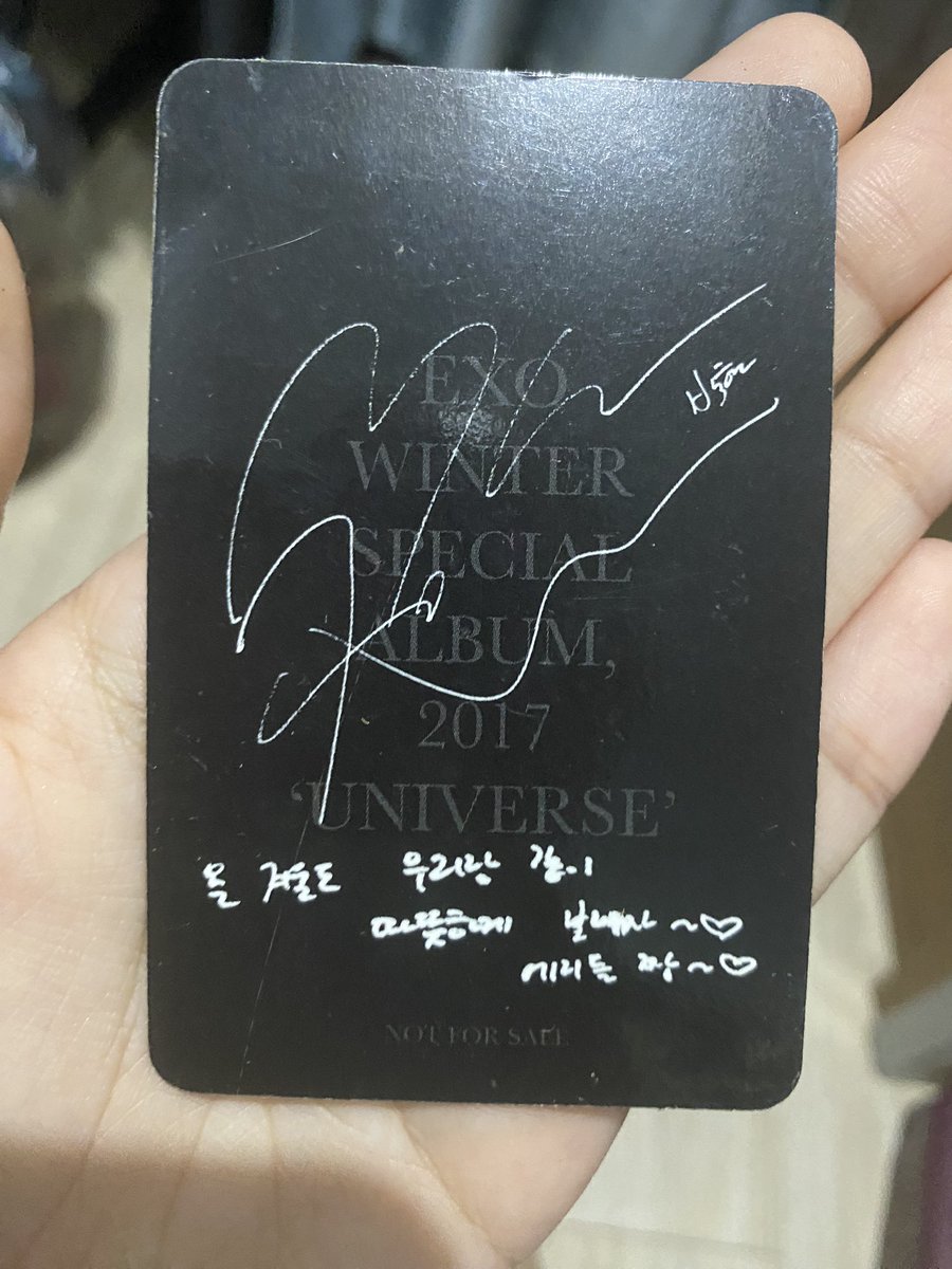 trashforbaek's tweet photo. [WANT TO SELL WTS]
[Malaysia only]

Baekhyun Official PCs

• Dont Mess Up My Tempo
• Universe

RM50 incl postage/pc
RM80 incl postage both pc https://t.co/TFzPLtTqPE