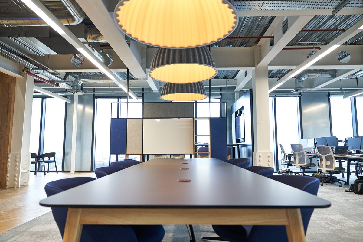 autocabgpc's tweet photo. Why choose 𝗔𝘂𝘁𝗼𝗰𝗮𝗯? 🤔
We bring fresh ideas, collaborate with our customers and pioneer the industry. Whether you’re a customer, partner or employee, we’re on a mission to help you 𝗚𝗼 𝗙𝘂𝗿𝘁𝗵𝗲𝗿 with Autocab.
#Autocab #Collaboration https://t.co/gF1t6S8KEy