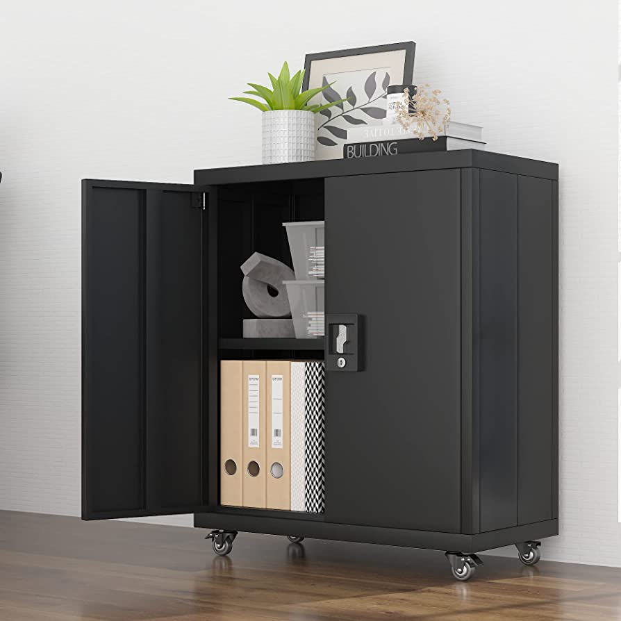 🔒 Durable steel construction for long-lasting use.
📦 Ample storage space to keep your belongings organized.
🚀 Easy mobility with sturdy castors for convenient maneuverability.  
#StorageSolution #Organization #DurableDesign #Mobility #VersatileStorage
