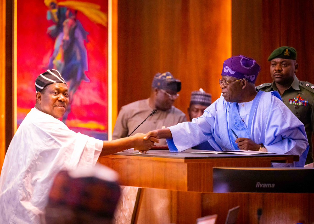 officialABAT's tweet photo. It was with great pleasure that I, today, administered the Oath of Office and Allegiance to Senator George Akume to mark his official assumption of office as the Secretary to the Government of the Federation.

As a distinguished public servant who has demonstrated exceptional leadership qualities and a deep understanding of the workings of government, I have no doubt that Senator Akume’s service in the new position will be to the benefit of our nation.