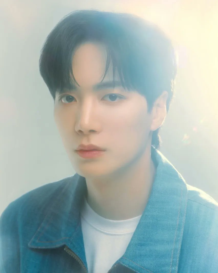KJH_AndU's tweet photo. 8일이 되기까지 한시간 남은 지금
#종현생일_행복해성_빛나나봄
김종현 생일 축하 해시태그 총공중입니다
#HAPPY_JONGHYEON_DAY
앤유의 참여를 응원합니다 https://t.co/CQLENThQao
