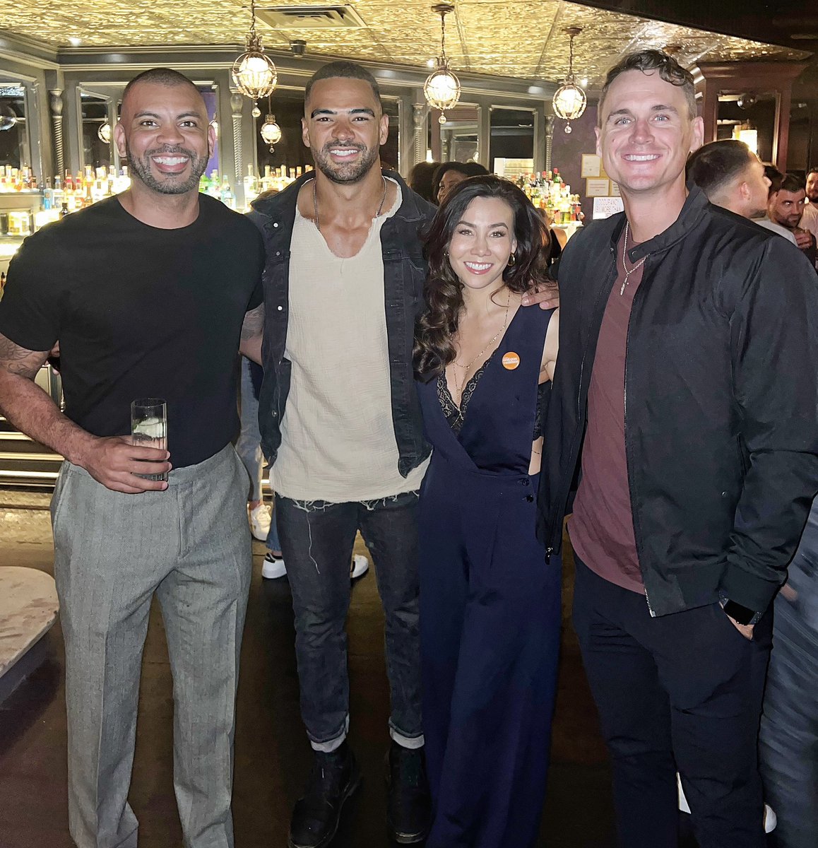 Ran into Bachelor nation legends last night! #TheBachelor #TheBachelorette #Bachelornation