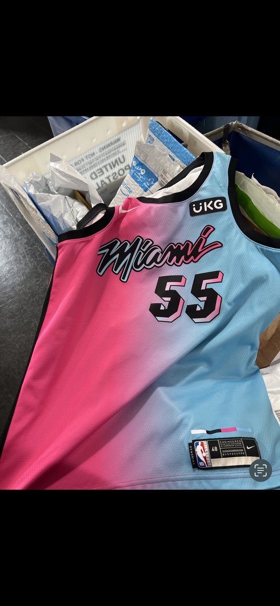 Zoruhyy's tweet photo. New Jersey just came in!! @D_Bo20 where do I send it so you can sign it? 🤫🤔 https://t.co/EmxXSRM0YI