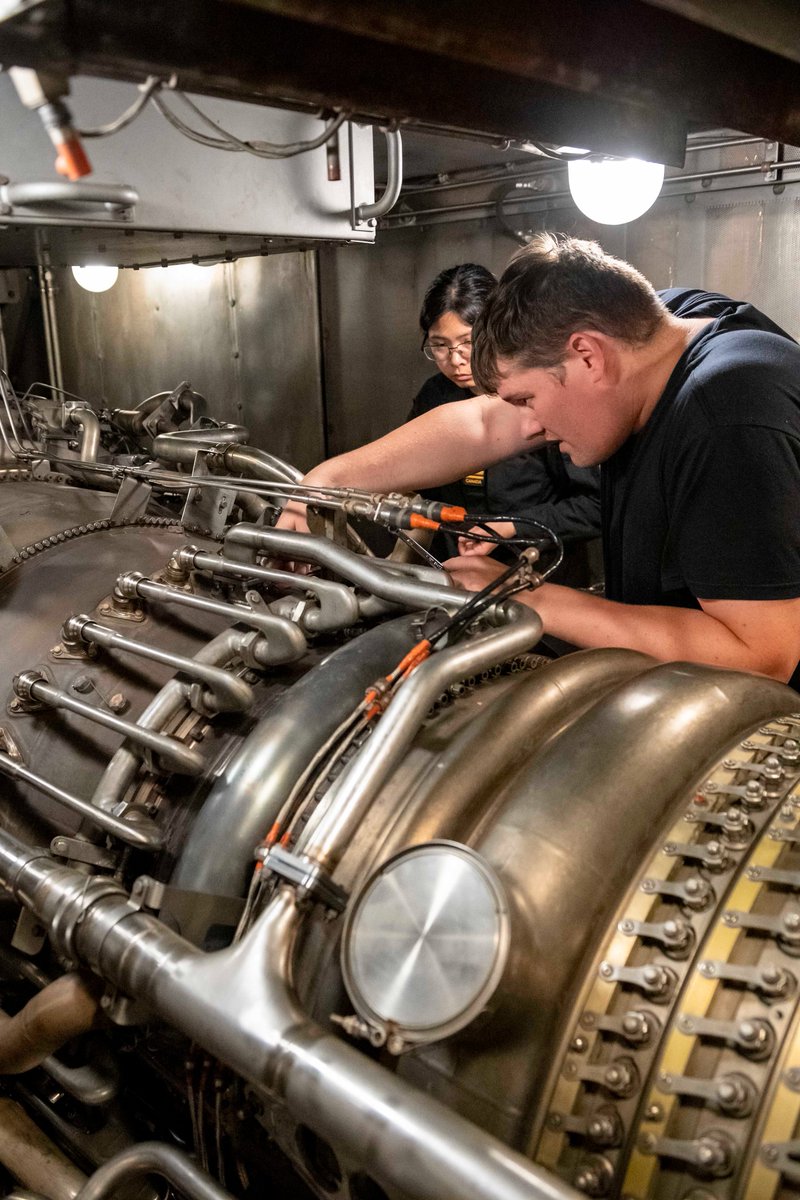 Royal Canadian Navy On Twitter Ok This MarineTechnician Is royal-canadian-navy-on-twitter-ok-this-marinetechnician-is