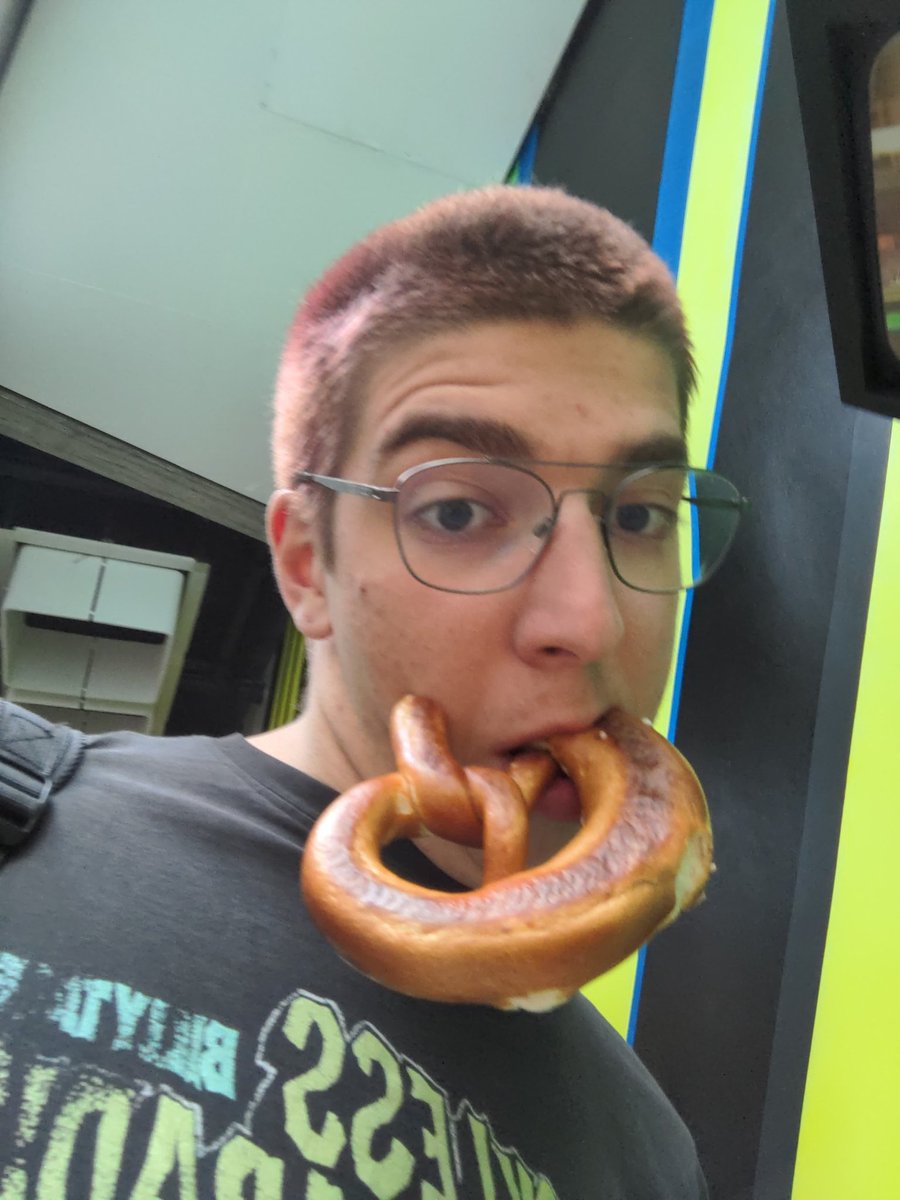 Hallo Hannes (Pastinaken Arc) Wader tweet media