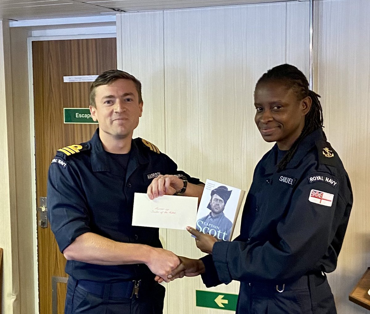 At the end of another busy period we pause for a moment to recognise those who have made it a great success.👇

PO(HM) Henderson and LH(Wtr) Samuel made outstanding contributions and received the ‘Sailors of the Patrol’ awards. BZ!

#GreatScott #GreatSailors