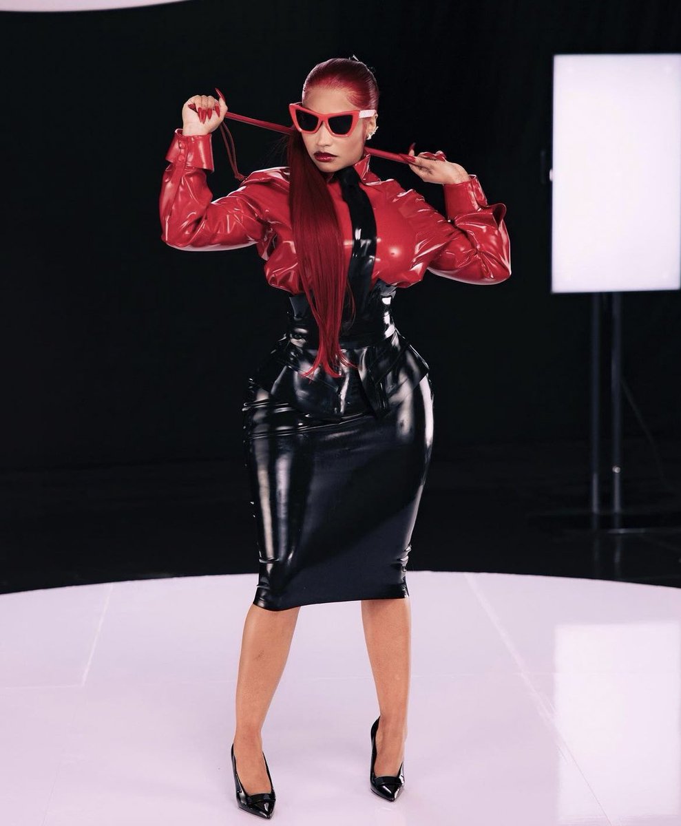 NATE on Twitter "Nicki Minaj makes her surprise debut at the nyc latex