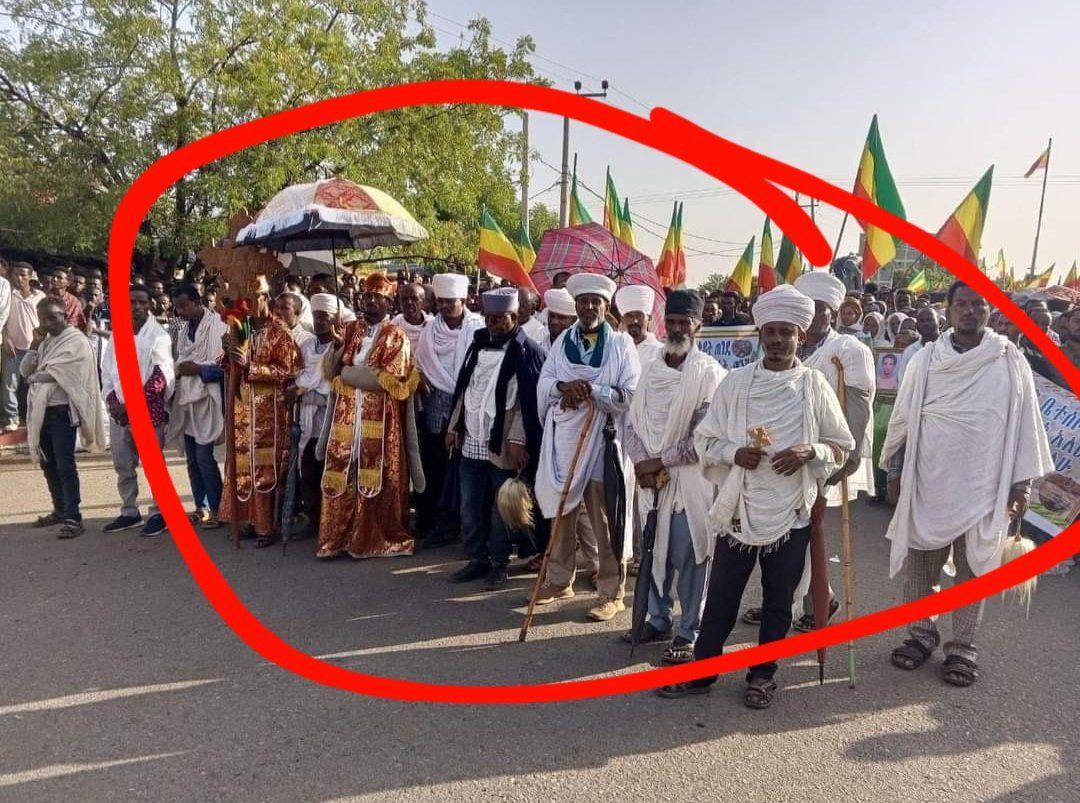 JoeTseGy's tweet photo. "#የወልቃይት ጠገዴ ሕዝብ ከፍ ሲል #ኢትዮጵያዊ ዝቅ ሲል #አማራ ነዉ" #ኮኔሬል ደመቀ ዘዉዱ
#AMCO https://t.co/L6EOfMcHtp