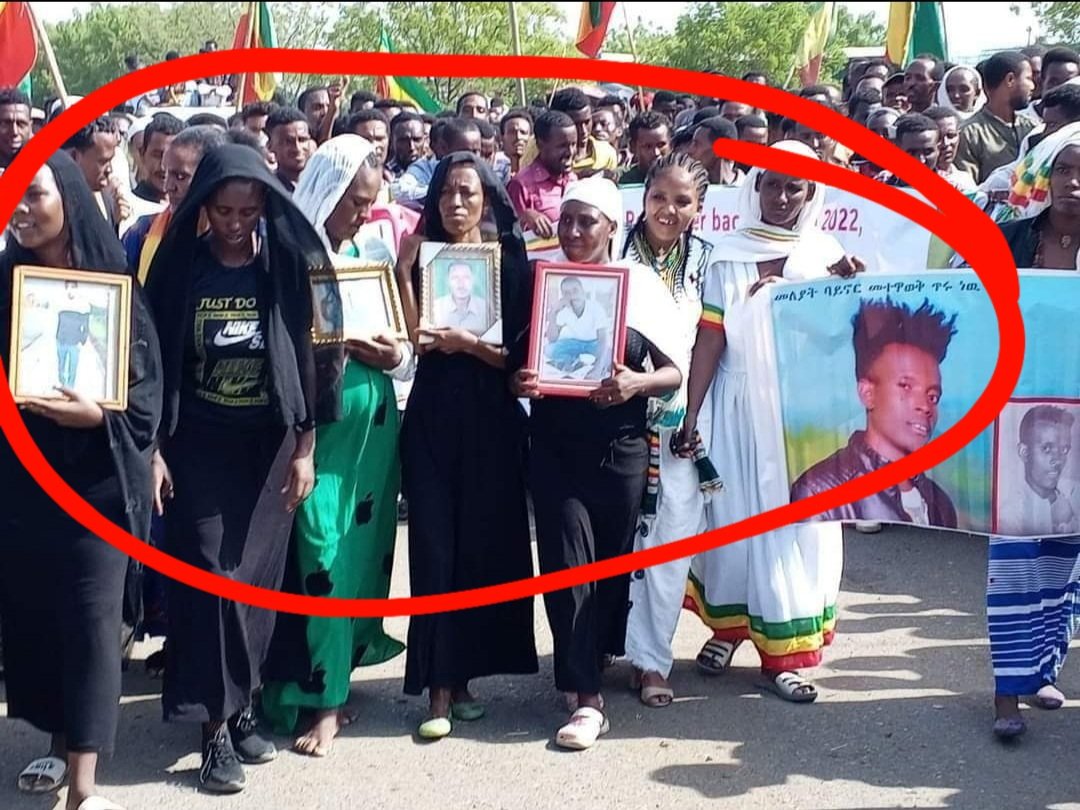 JoeTseGy's tweet photo. "#የወልቃይት ጠገዴ ሕዝብ ከፍ ሲል #ኢትዮጵያዊ ዝቅ ሲል #አማራ ነዉ" #ኮኔሬል ደመቀ ዘዉዱ
#AMCO https://t.co/L6EOfMcHtp