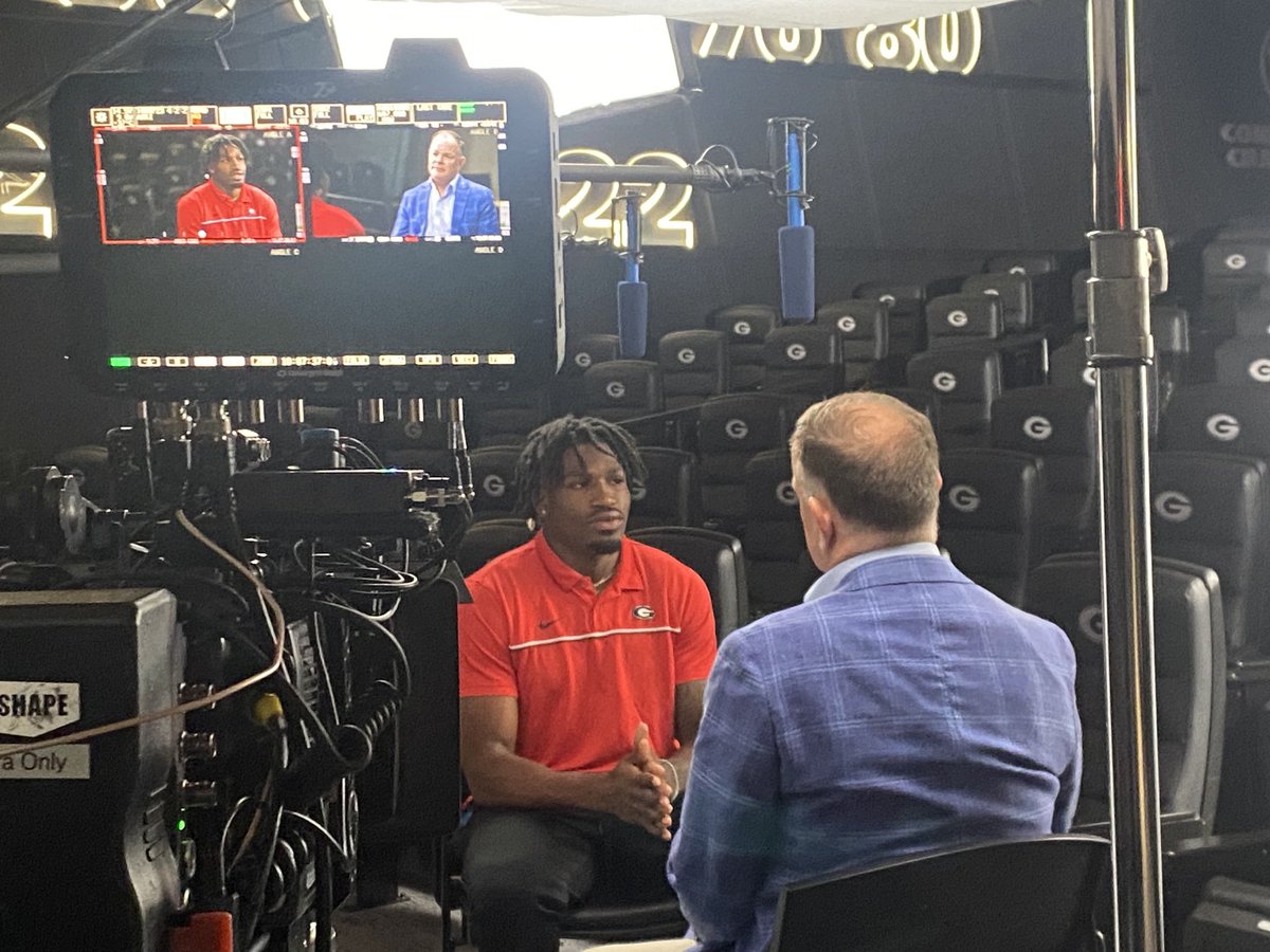 We often do stories about athletes overcoming adversity. But this is on another level. As ⁦⁦⁦<a href="/UGATrack/">Georgia Track + Field</a>⁩ 400m specialist ⁦<a href="/Elija_EG3/">Elija Godwin</a>⁩ prepares to compete in the ⁦<a href="/NCAATrackField/">NCAA Track & Field</a>⁩ championships, catch his amazing story on ⁦<a href="/OTLonESPN/">Outside the Lines</a>⁩ 1:40pm today.