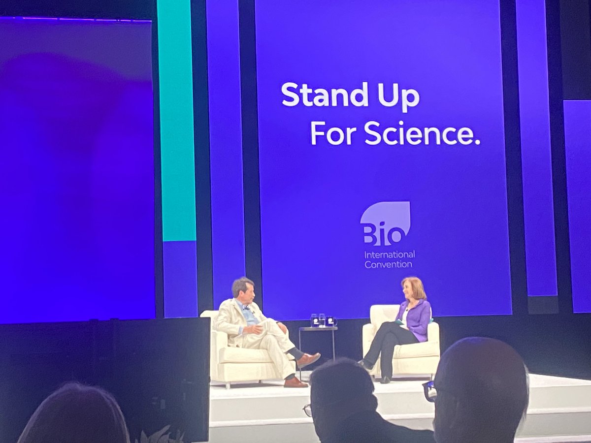 JJudit_'s tweet image. 🔥 Today’s main session at #BIO2023 has just stated!
📝 Taking notes on the speech by Dr. Robert Califf, commissioner of Food and Drugs at the @US_FDA. 

🤓 We’ll hopefully see you soon, FDA! @TheBlueBox_ai