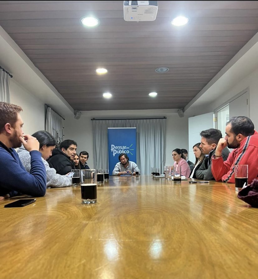 Pensar en Público tweet media