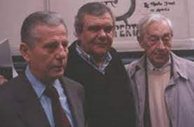 CAIsangrerojaOK's tweet photo. Nunca visto que los dirigentes den la cara/SIC. Nunca no!! peino canas lo vi en #Independiente muchas veces, muchos recordarán a #JulioGrondona don #PedroIso y #JorgeBottaro subidos a la escalera atrás de #LaVisera la del bufet el de los lomitos y choris. #TodoRojo #ReyDeCopas https://t.co/BiSNi2Wdv7