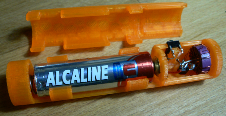 LabOuvGre's tweet image. Pour la Fête des Tuiles, samedi 10 juin, de
10h à 18h, nous serons au 101 cours Jean Jaurès (proche du McDo).
En presentation nos projets et activités, démos
#impression3D , atelier LOGreLight (
soudage/assemblage d&apos;une lampe de poche utilisant des piles usagées)
A samedi !