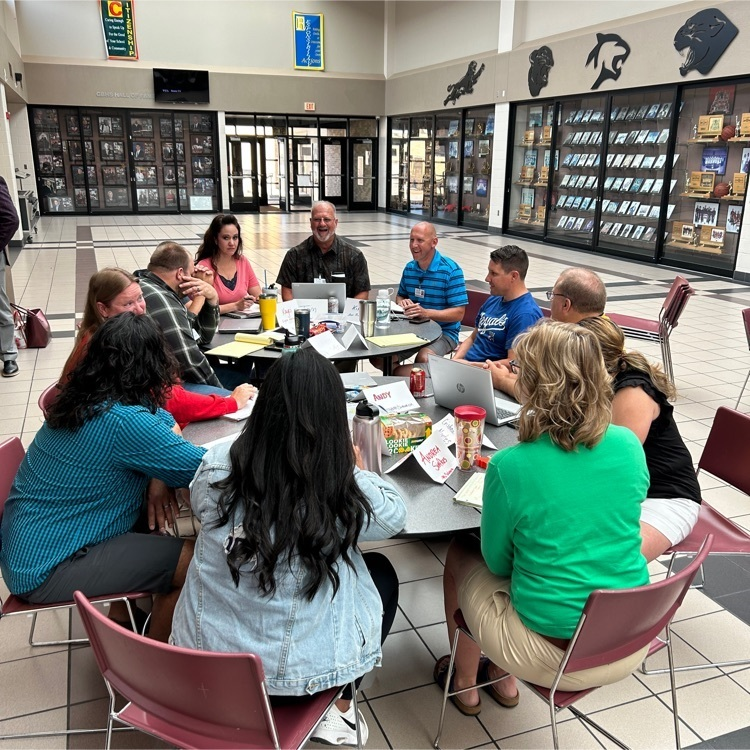 USAKansas's tweet photo. Day 2 of Summer Elevate with building leadership team's collaborating and sharing. #Summerelevate23 https://t.co/JLcratEzOu