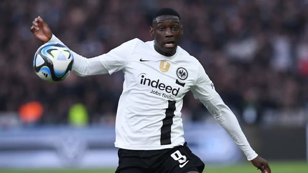 バイヤン・ツァイトゥング on Twitter 