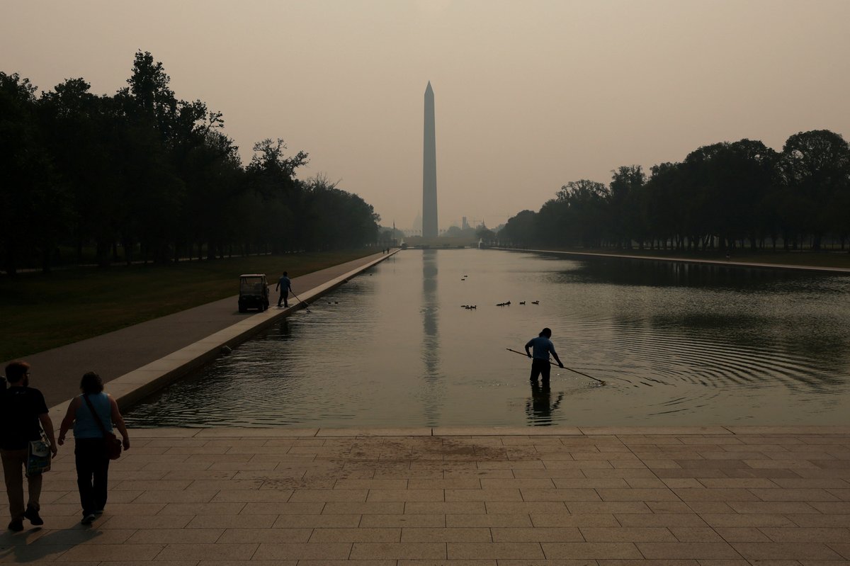 washingtonpost's tweet photo. Smoke and haze from the wildfires ravaging swaths of Canadian forest have reached the eastern United States.

The D.C. area has Code Red air quality for the first time since 2011 that wasn't related to the Fourth of July and New York City officials warn ‘unprecedented’ smoke could linger several days.

Here's what to know: https://t.co/07PUsuuxLq