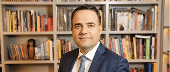 beehaber's tweet photo. Özgür Demirtaş: "Mehmet Şimşek’e hepimiz yardım etmeliyiz." https://t.co/qhe5pk4Chx