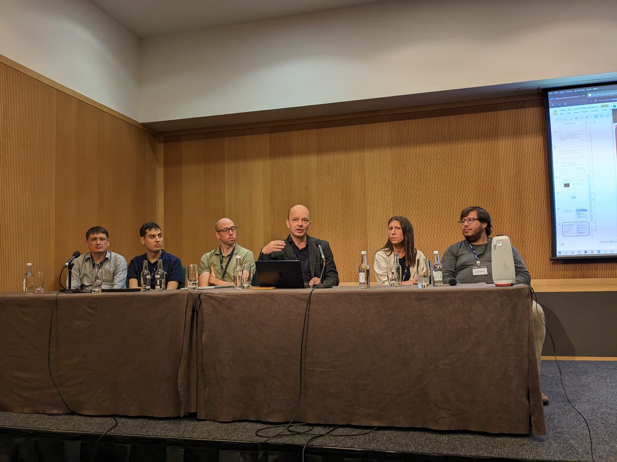 SergiAguilo's tweet photo. This year at #ELIXIR23 I've been the @BSC_CNS @INB_Official Beacon (@genomebeacons) guy! First, we presented our prototype of the ELIXIR Beacon Network in a workshop. If you want to add your Beacon the network, don't hesitate to contact us! https://t.co/cxLJ6H4giE