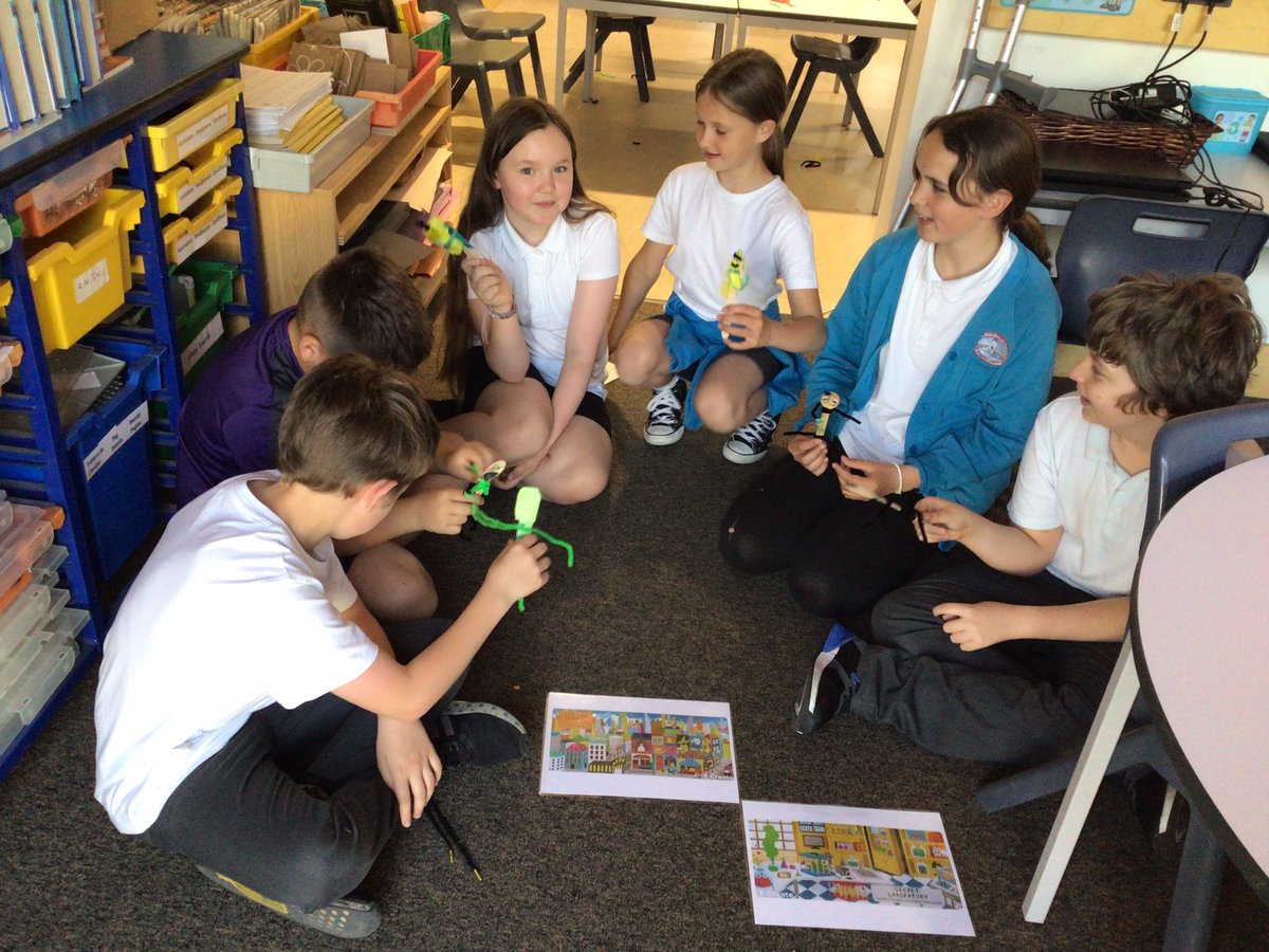 BPortPrimary's tweet image. Storytelling, puppet making and a drama workshop today for Year 6. Feeling free and expressing our creativity, #expressivearts #usingourimagination