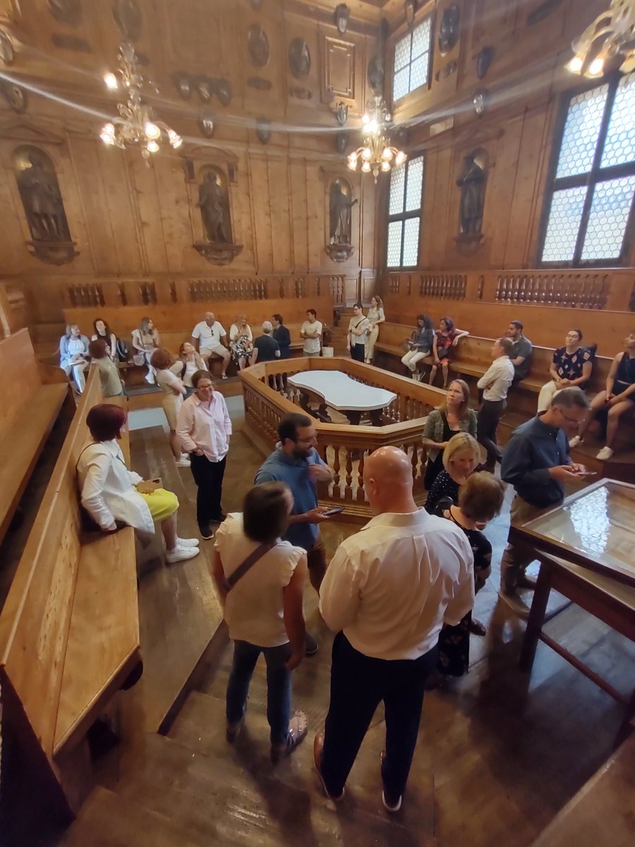 Not only do our meetings include new information about the patella but also hundreds of years about medical history! #anatomicaltheatre #claudiothetourguide