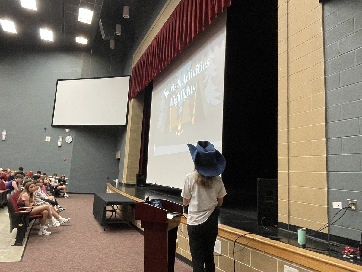 Yorkville Middle School tweet media