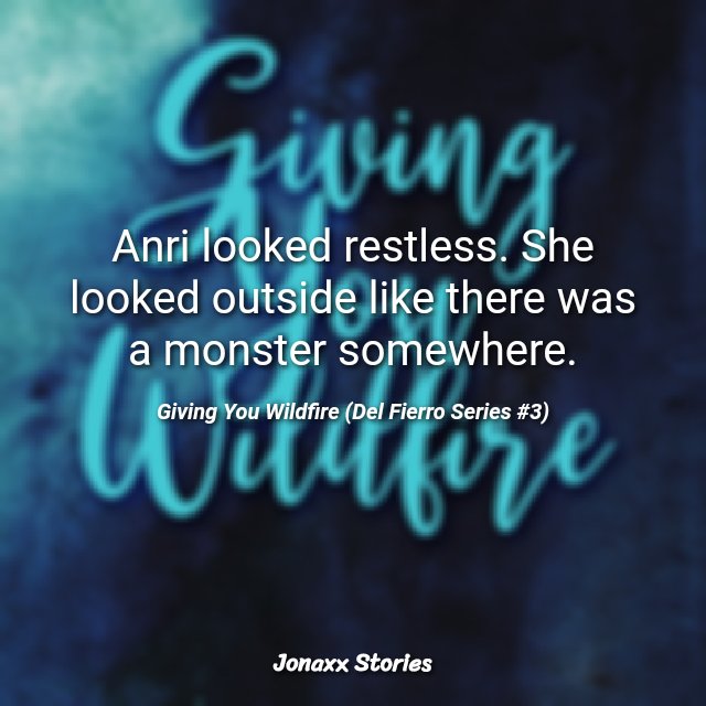 liliylenaalleje's tweet photo. I can feel how scared Anri is. She looked gloomy and nervous. When Irina went out of the car, she panicked and she just calmed herself when Irina already get her out of the car and held her hand. My baby is scared about being away from her mother :(

#JonaxxGYWKab43 https://t.co/bBVeHtLfJf